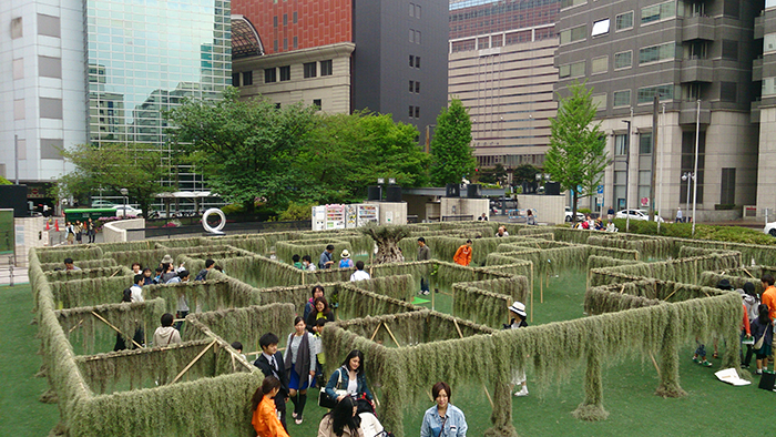 都市空間に「迷宮植物園」が出現