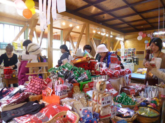 宮城県南三陸町　Yes工房　　震災後は住民の手によって観光客向けのお土産品が開発されている 