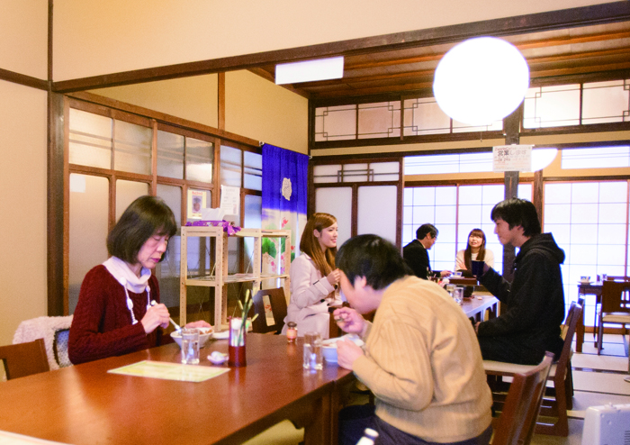 障がい者の雇用の場ともなっている「Zenrin　Cafe（ゼンリンカフェ）」　金沢市野町1丁目