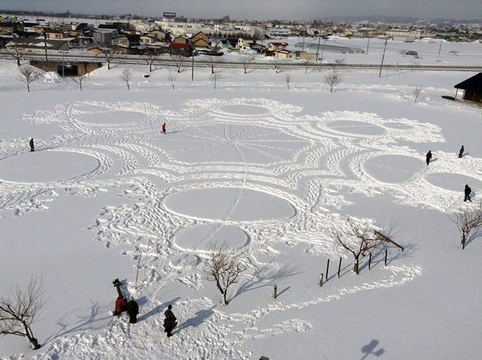 冬の新たな観光に着目！　日本初のスノーアート