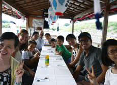 長良川鵜飼を楽しむ外国客ツアー　NPOと旅行会社企画