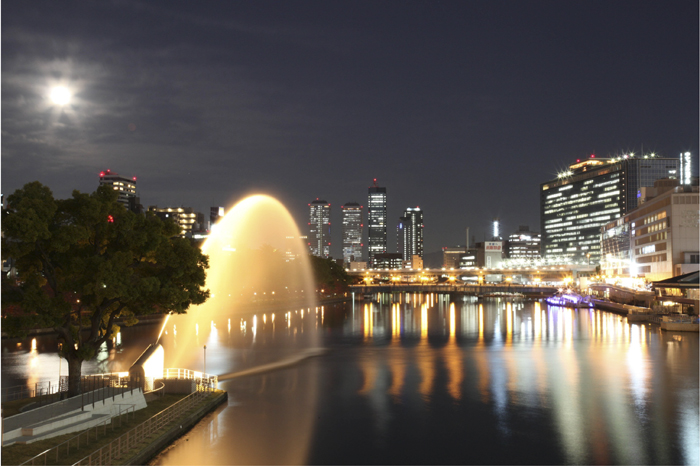 水と光の観光まちづくり　「水都大阪」の再生から成長に向けて
